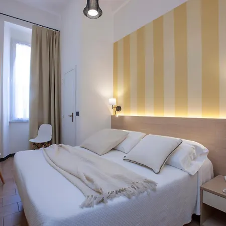 Hotel Palace Levanto Buitenkant foto